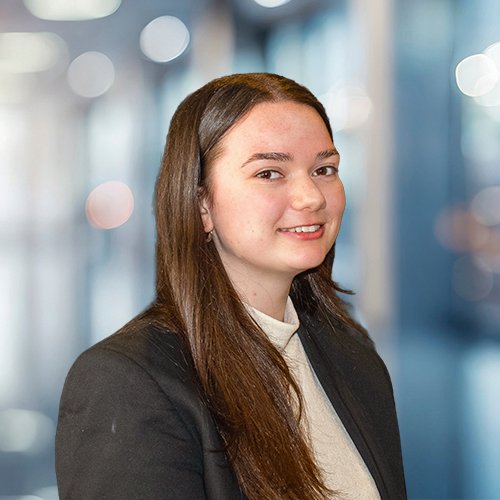 Mia Weir